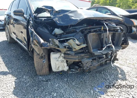 2019 Lincoln Nautilus Select z USA, uszkodzony, nr VIN 2LMPJ8K9XKBL14729